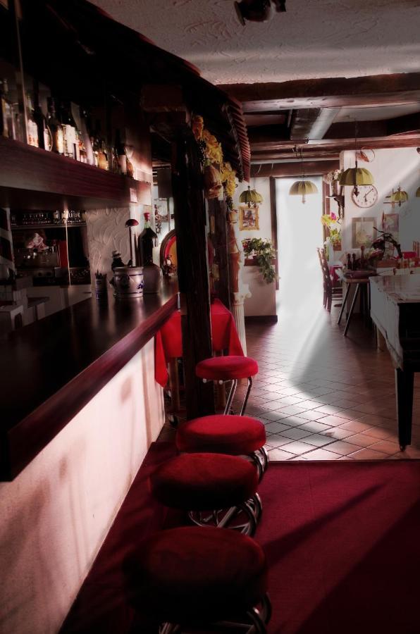 Guest House Pizzeria Pazza Da Gianni Stein Am Rhein Dış mekan fotoğraf